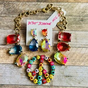 Betsey Johnson Peace & Love Necklace Earrings Set